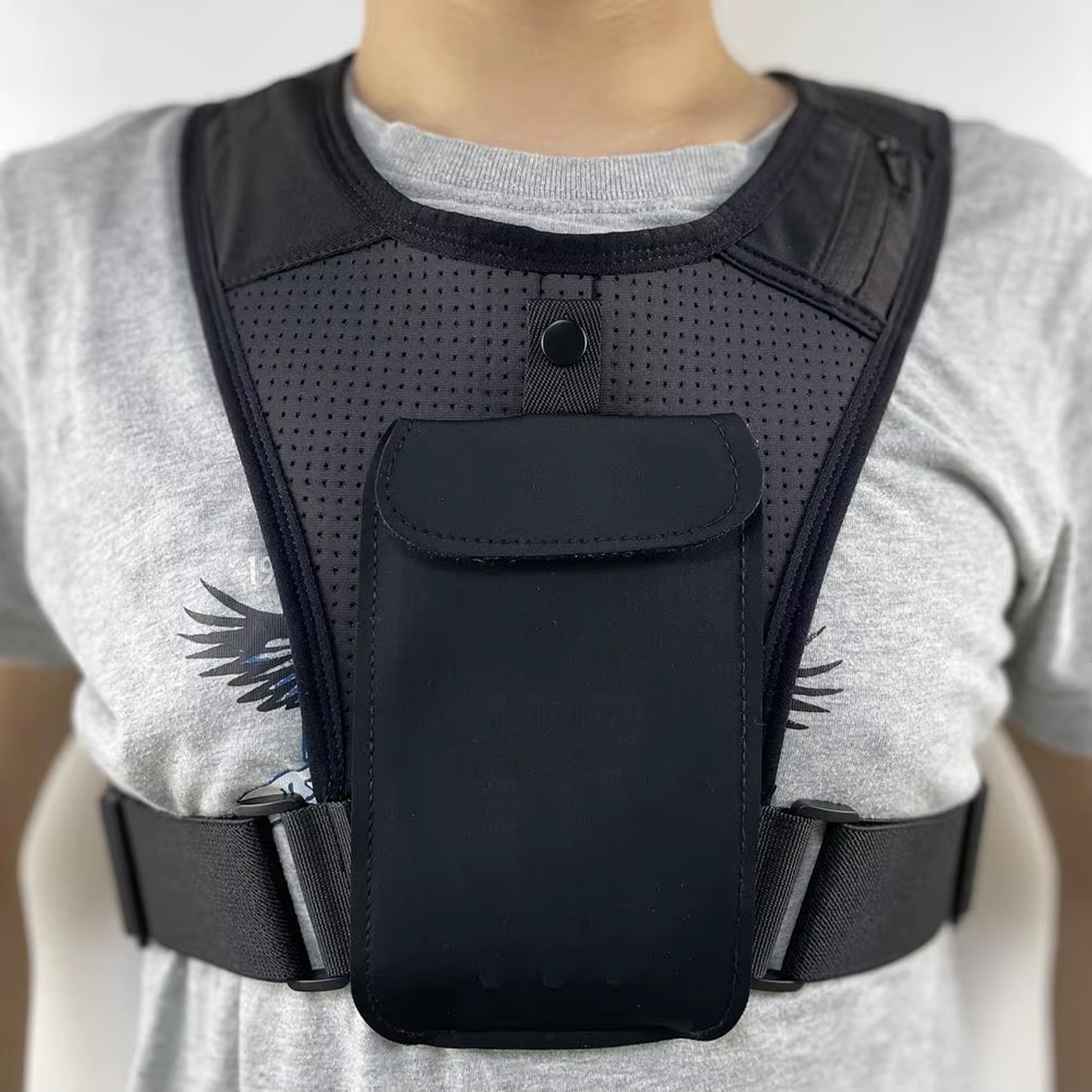 Lightweight Reflective Hydration Running Vest – Adjustable Neoprene‑Mesh with Phone Holder for Home & Outdoor Fitness